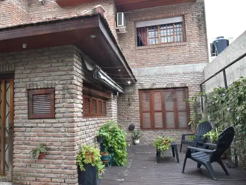 Casa en Venta en Manuel B Gonnet, USD 180.000