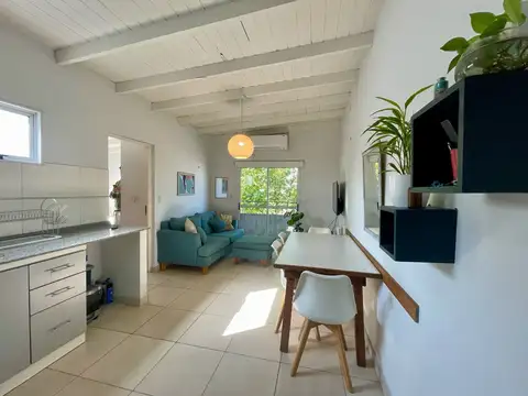 Cabrera  102 Dpto 7 Banfield Este