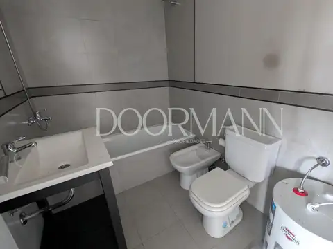 Oficina en Alquiler al Norte