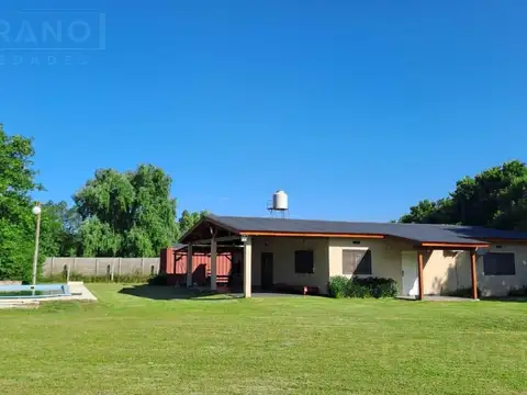 Venta Casa 3 dormitorios en el Barrio Comarca del Sol, Exaltacion de la Cruz