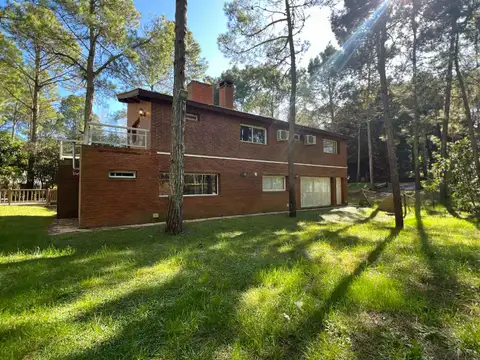 Casa en Venta en Carilo, USD 460.000