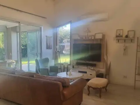 Casa en Venta en La Madrugada, USD 217.000