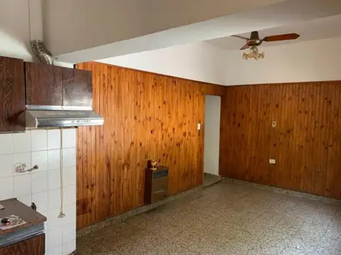 VENTA DE CASA MAS DEPARTAMENTO En los PLÁTANOS