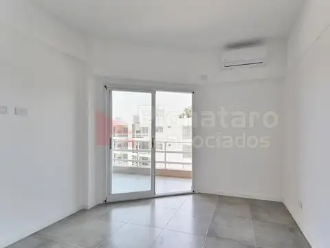 Departamento en Venta en Presidente Derqui, USD 110.000