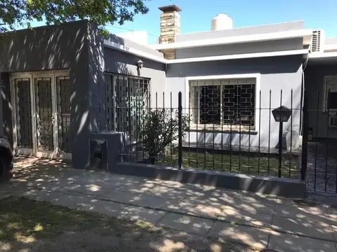 EXCELENTE CASA EN MERLO CON DPTO , IDEAL 2 FAMILIAS