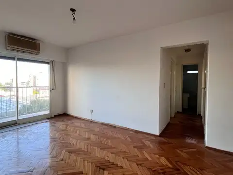 VENTA DEPARTAMENTO 3 AMBIENTES FLORESTA BALCON