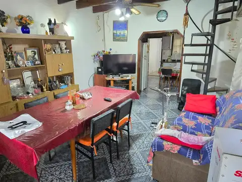 Casa en Venta con 3 cocheras