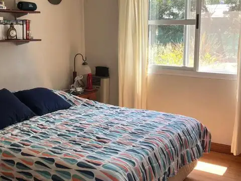 Casa 6 ambientes con 4 baños