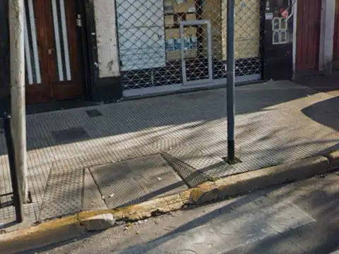 LOCAL COMERCIAL EN MUNRO.