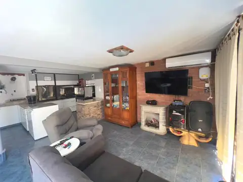 Casa en Venta en Granadero Baigorria, USD 180.000