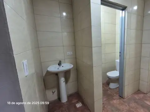 Galpon en Alquiler 36  mts Fondo