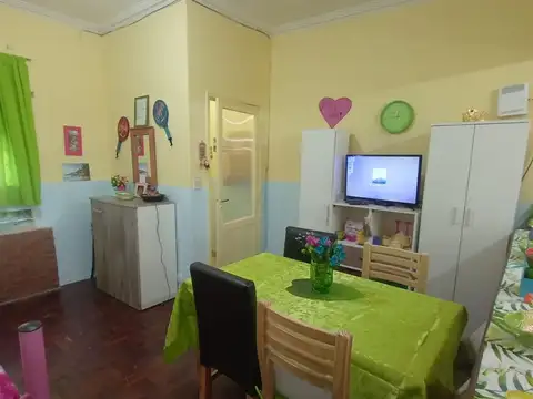 Depto Tipo Casa en Venta en Parque Chacabuco, USD 65.000