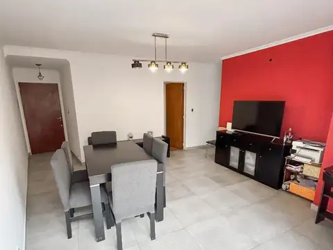 Departamento 4 amb al contra frente c/ terraza y parrilla.