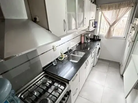 Departamento en Venta en Flores, USD 149.000