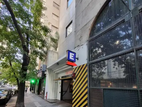 Cochera en venta - 15mts2 - Palermo Chico