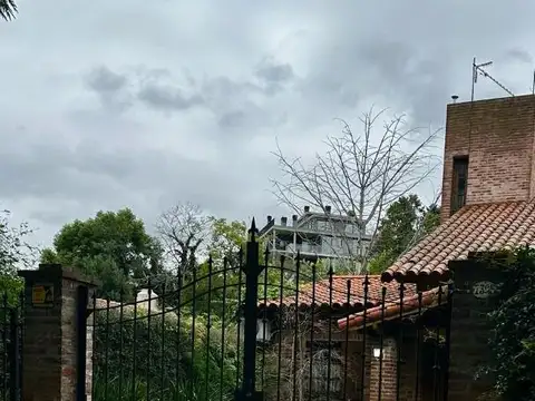 Casa en Venta en Martin Coronado, USD 195.000