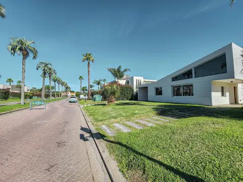 Funes Hills Miraflores - Lote 137 Av. Fuerza Aerea  al 4200