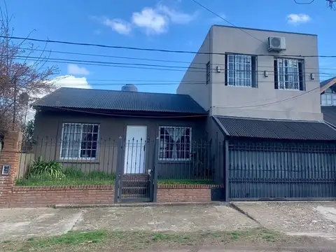 CASA 5 AMBIENTES VENTA INGENIERO MASCHWITZ AMPLIA