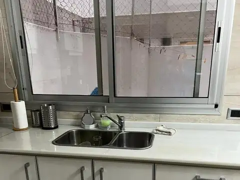 Departamento 4 ambientes con 3 baños