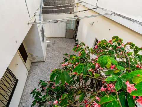 Depto Tipo Casa en Venta de 8 ambientes
