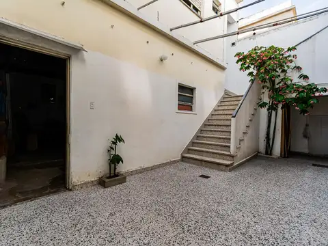 Depto Tipo Casa en Venta de 5 dormitorios
