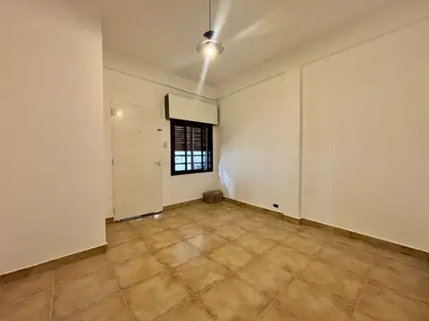 Depto Tipo Casa 2 ambientes con 1 baño