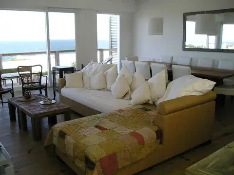 Casa en Alquiler Temporal en La Barra, USD 6.000