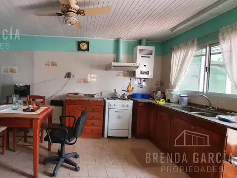 Casa 4 ambientes con 1 baño