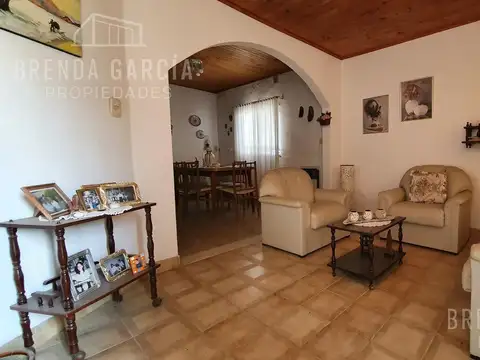 LAVALLE 1568 ESQUINA MORENO