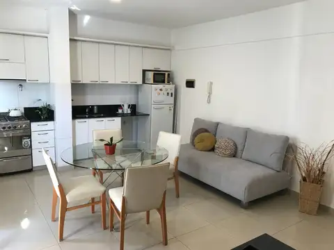 Encarnación Ezcurra 400