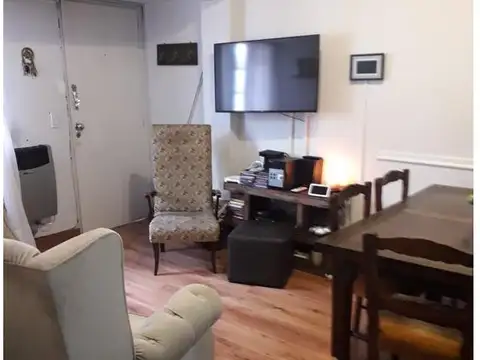 Av Santa Fe 1000, Piso 1