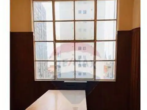 Venta Oficina Palacio Barolo - Piso Alto Con Baño
