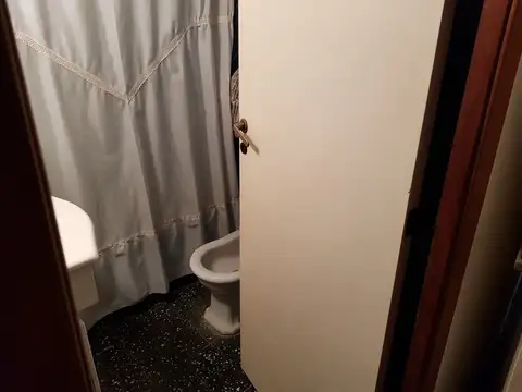 Casa de 5 Amb. con Cochera