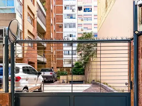 Cochera de 13 m² en Venta en Edificio Laguzzi - Excelente Ubicación en Martínez