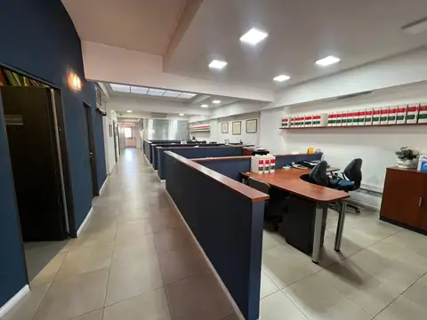 Av. Hipolito Yrigoyen