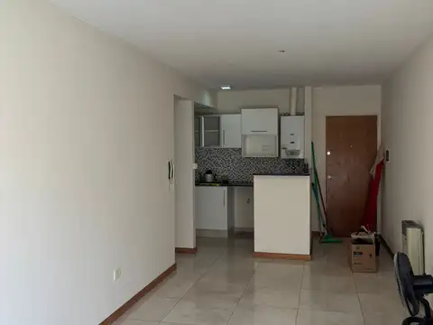 Departamento en alquiler en zona rio, impecable estado