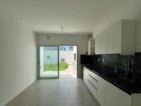 Casa en Alquiler de 2 dormitorios