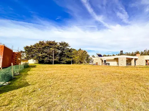 VENTA LOTE TERRENO EN BARRIO COUNTRY COSTA DEL SOL