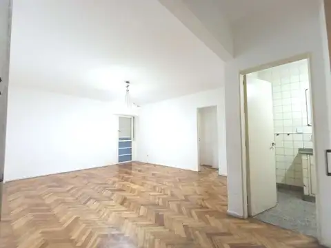 Oficina en Alquiler en Balvanera, $ 650.000