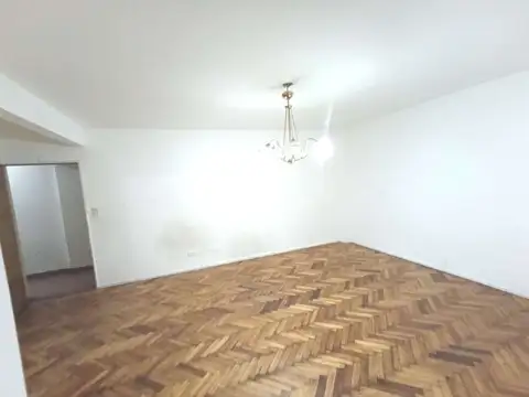 Oficina 2 ambientes con 1 baño