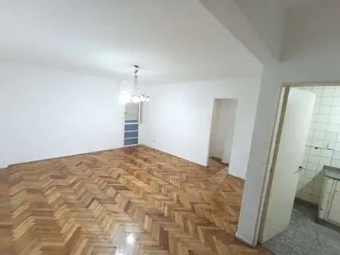 Oficina en Alquiler en Balvanera, $ 650.000