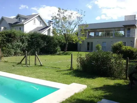 Casa  en Alquiler en Los Sauces, Pilar, G.B.A. Zona Norte