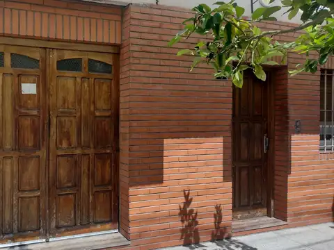 Depto Tipo Casa en Venta de 6 ambientes