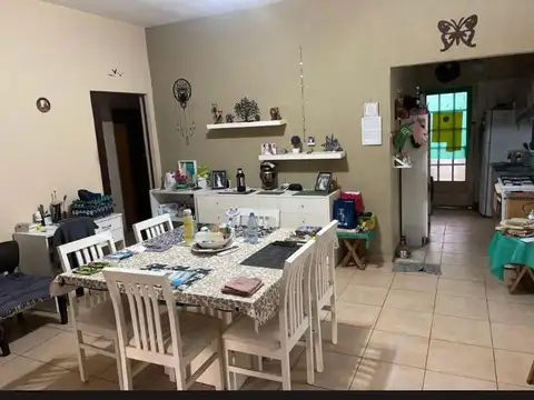 Depto Tipo Casa 6 ambientes con 2 baños