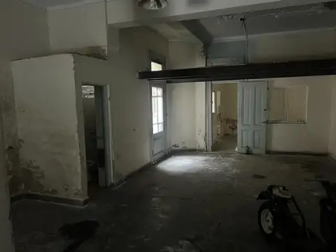 Local en Venta en Parque Patricios, USD 105.000