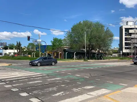 Terrenos y Lotes en Venta en La Plata [Cod: ]