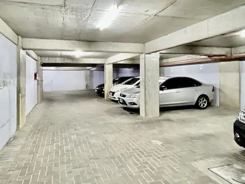 Venta. Cochera - Centro