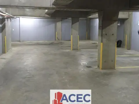 Venta. Cochera - Centro