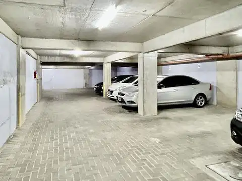 Venta. Cochera - Centro