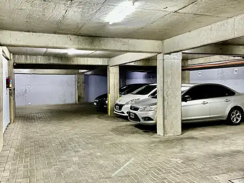 Venta. Cochera - Centro